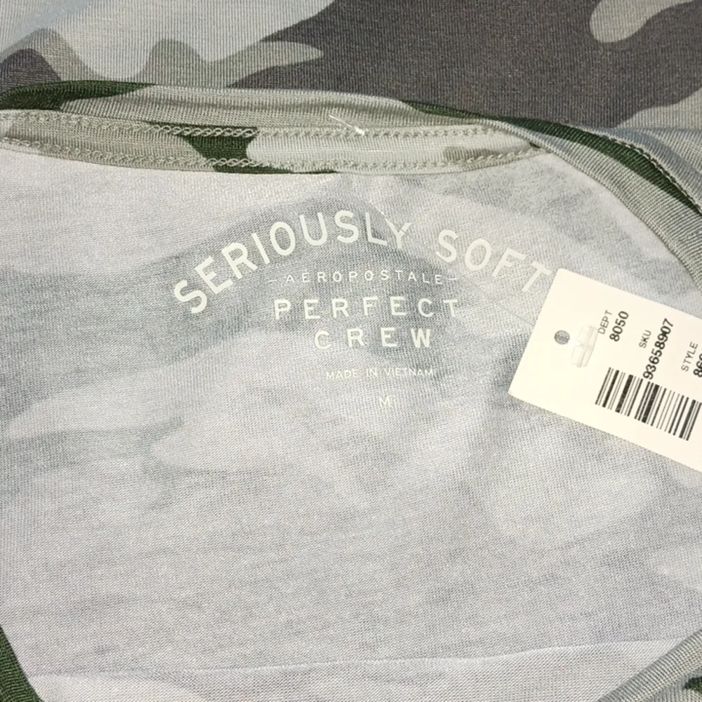 NWT Aeropostale - Long Sleeve Seriously Soft Camo Crew Tee! - Picture 6 of 11